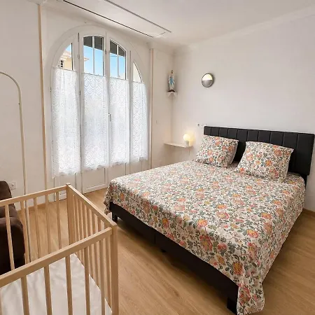 Hermes Residence, Zeus * Lourdes